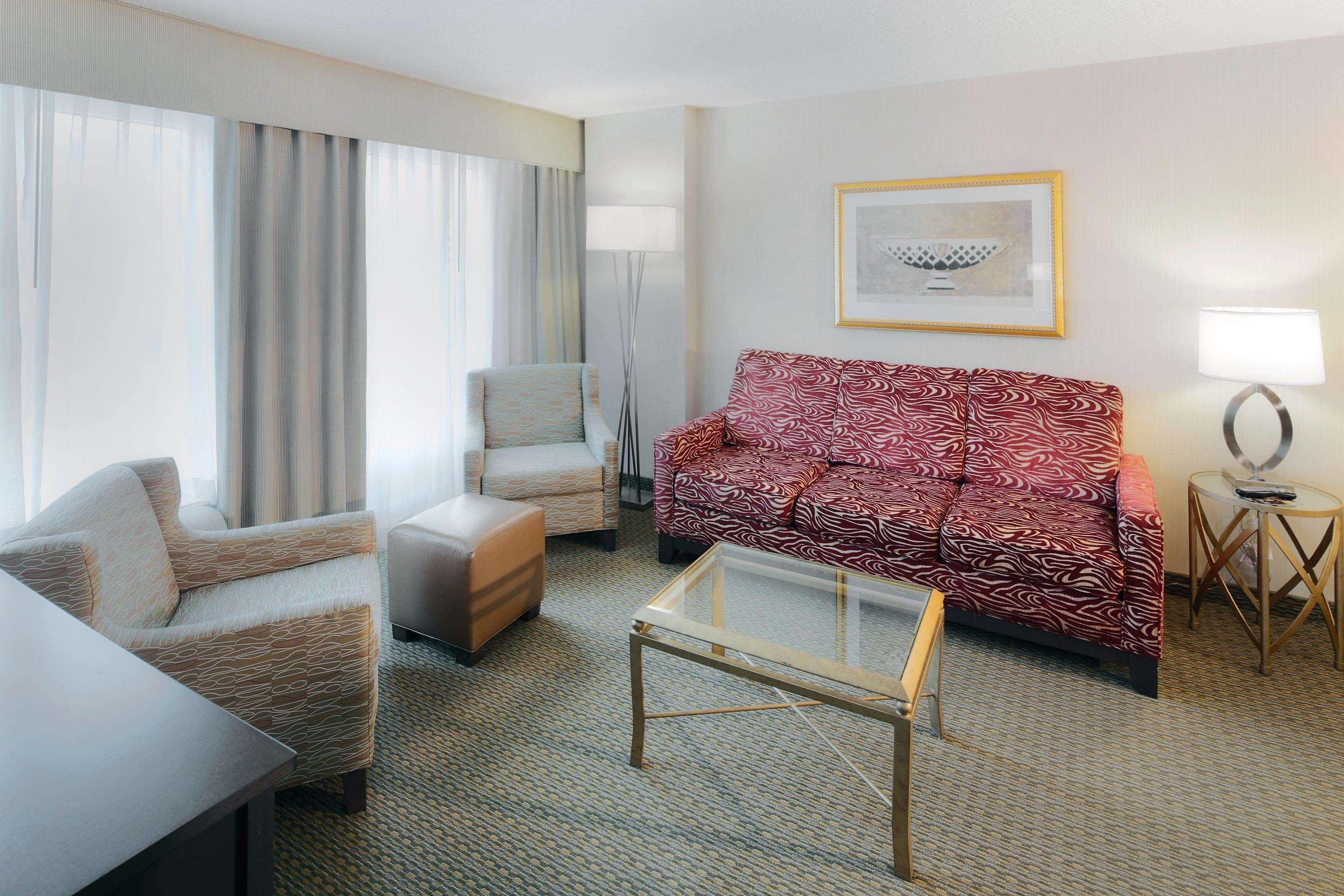 Hampton Inn & Suites Arlington Crystal City Dca Екстериор снимка