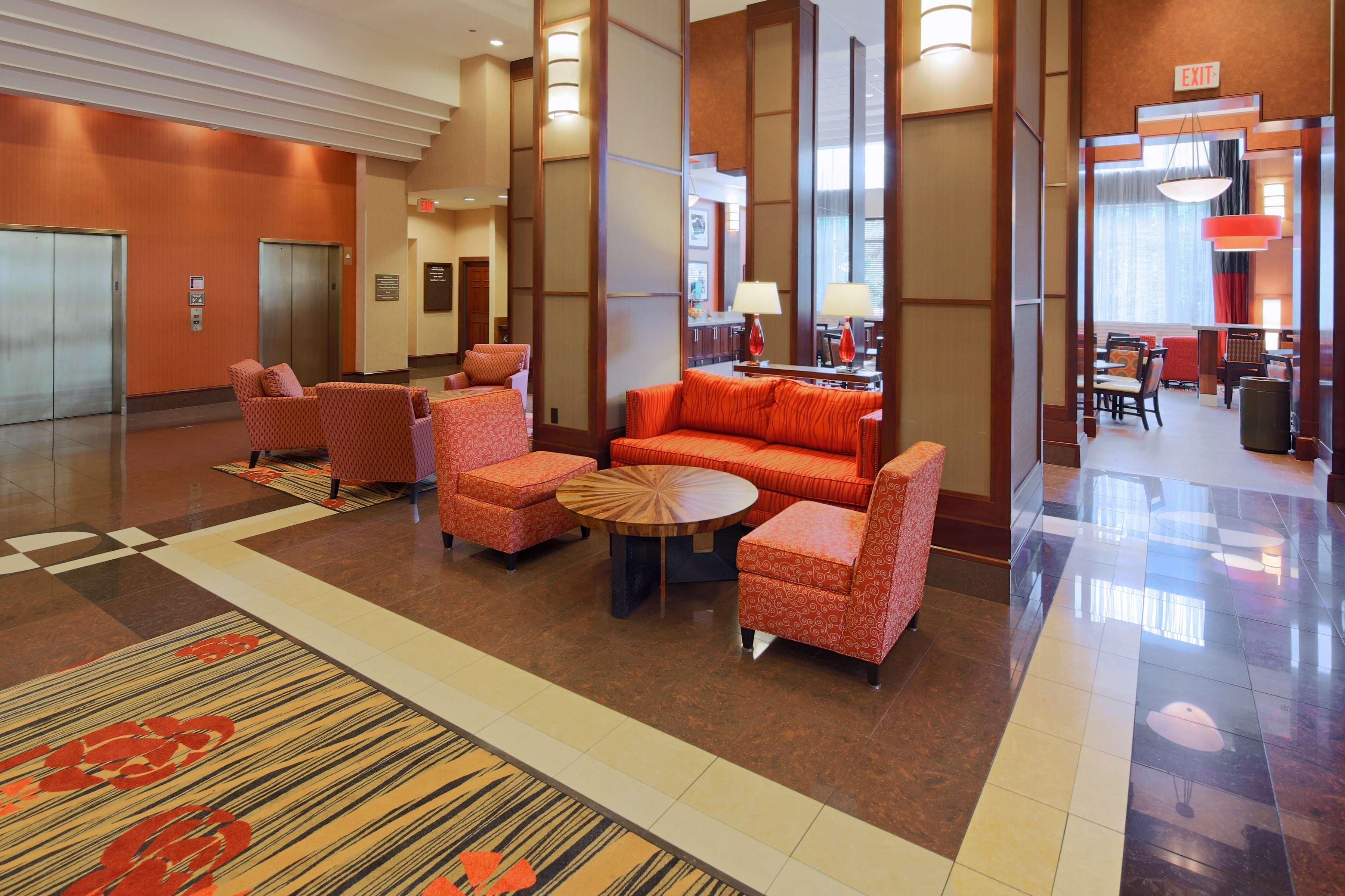 Hampton Inn & Suites Arlington Crystal City Dca Екстериор снимка