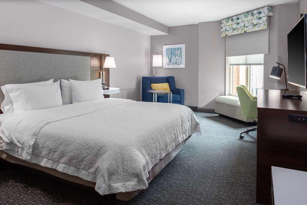 Hampton Inn & Suites Arlington Crystal City Dca Стая снимка