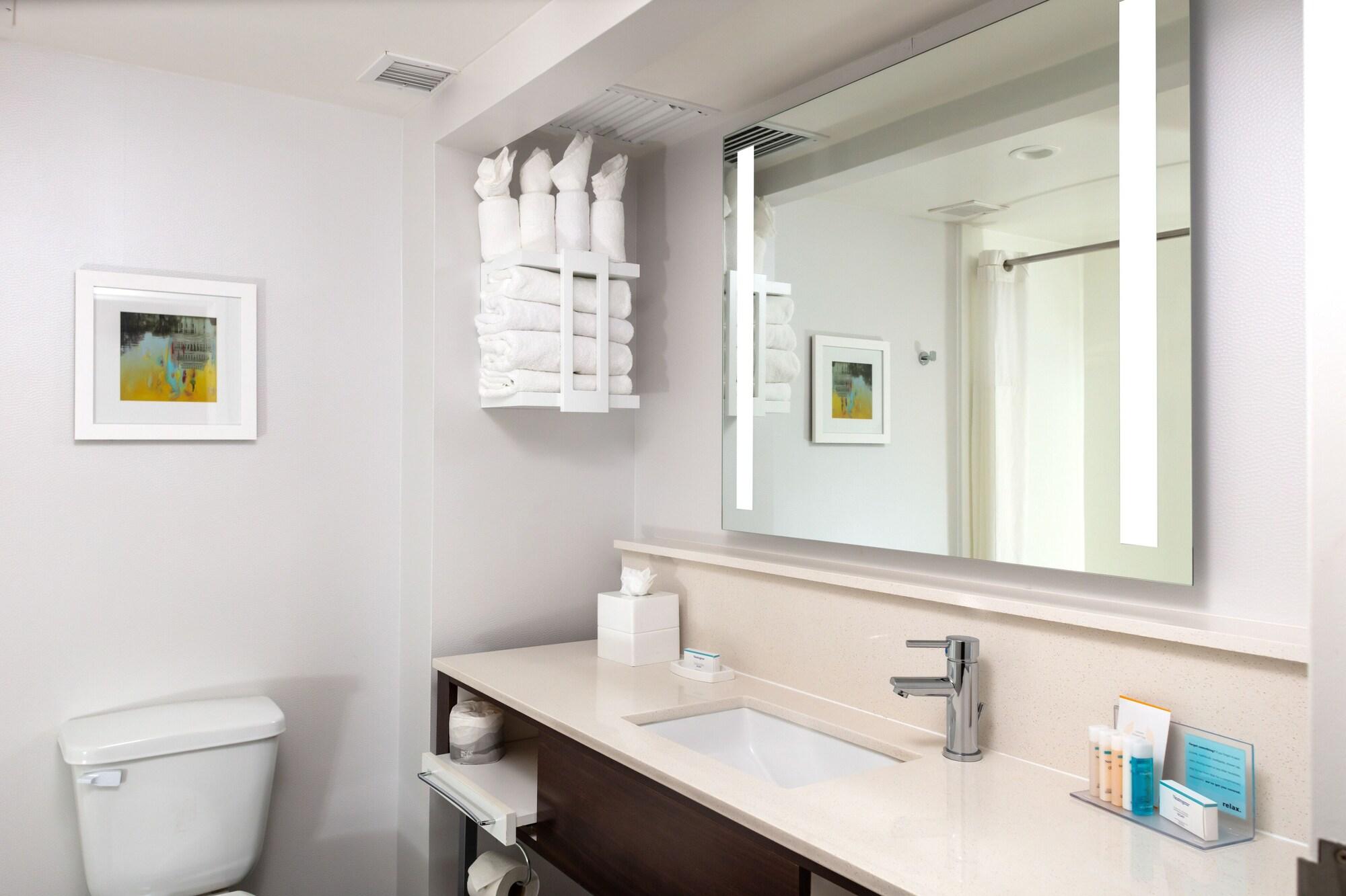 Hampton Inn & Suites Arlington Crystal City Dca Екстериор снимка