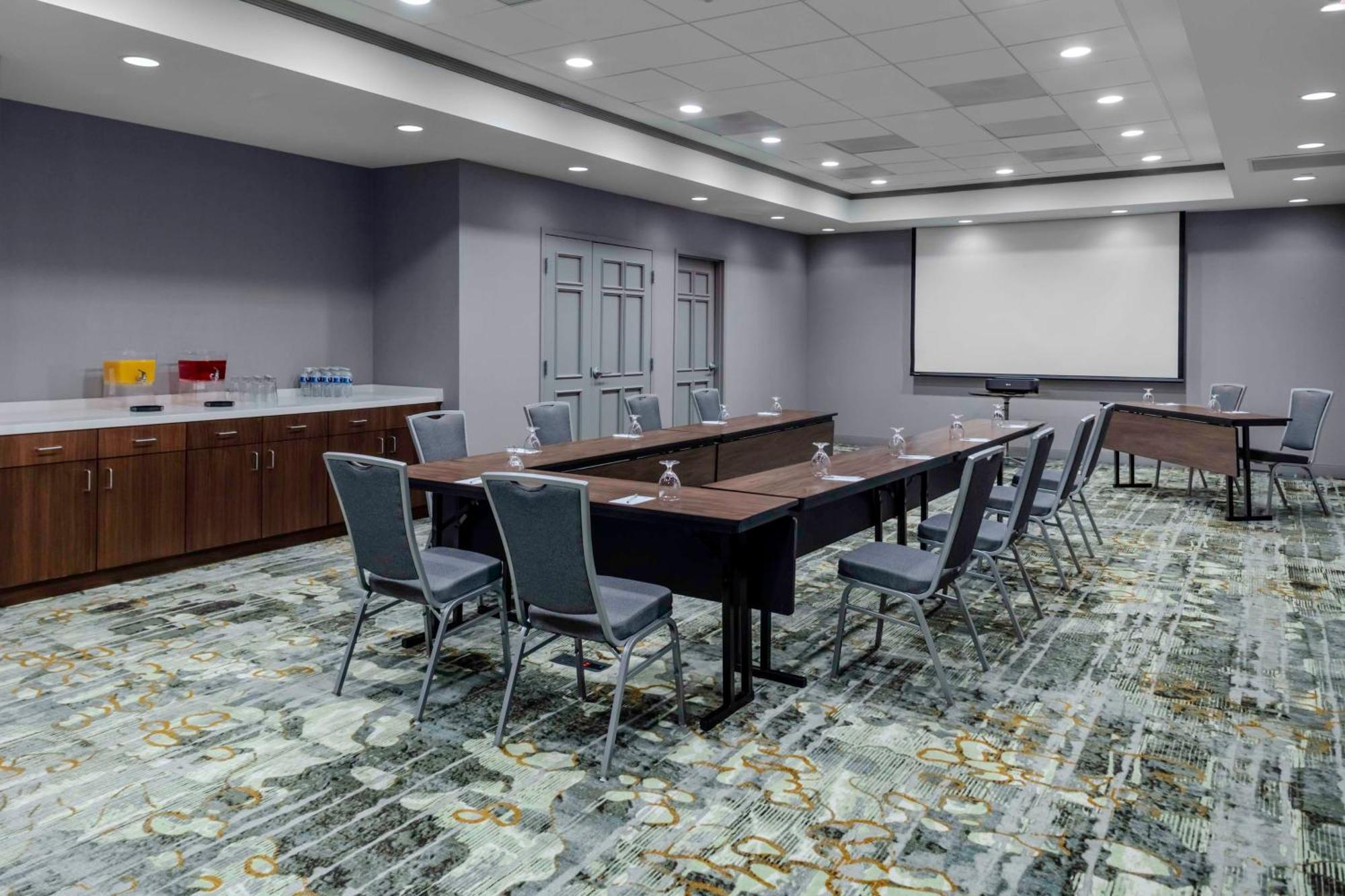 Hampton Inn & Suites Arlington Crystal City Dca Екстериор снимка