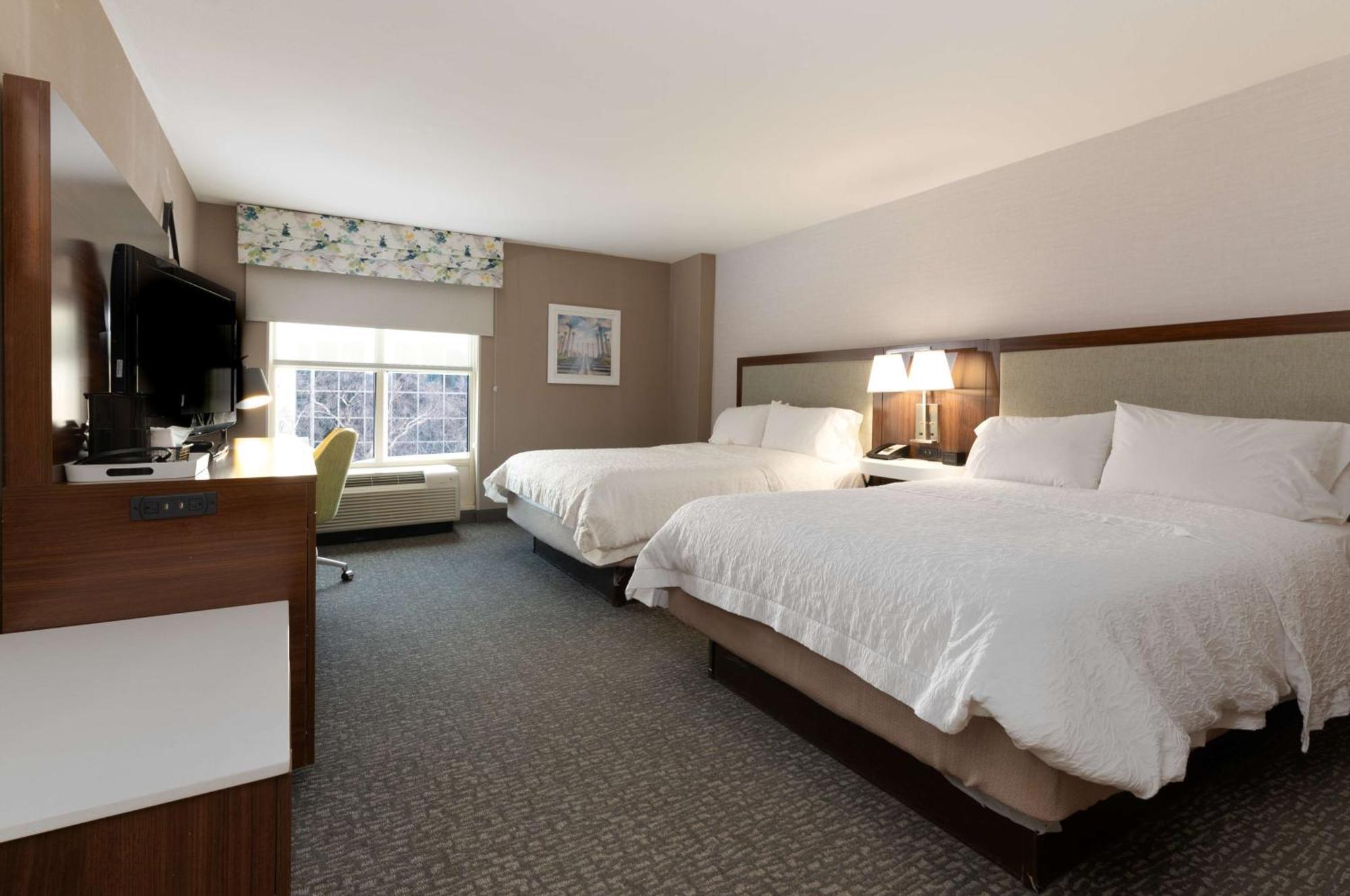 Hampton Inn & Suites Arlington Crystal City Dca Екстериор снимка