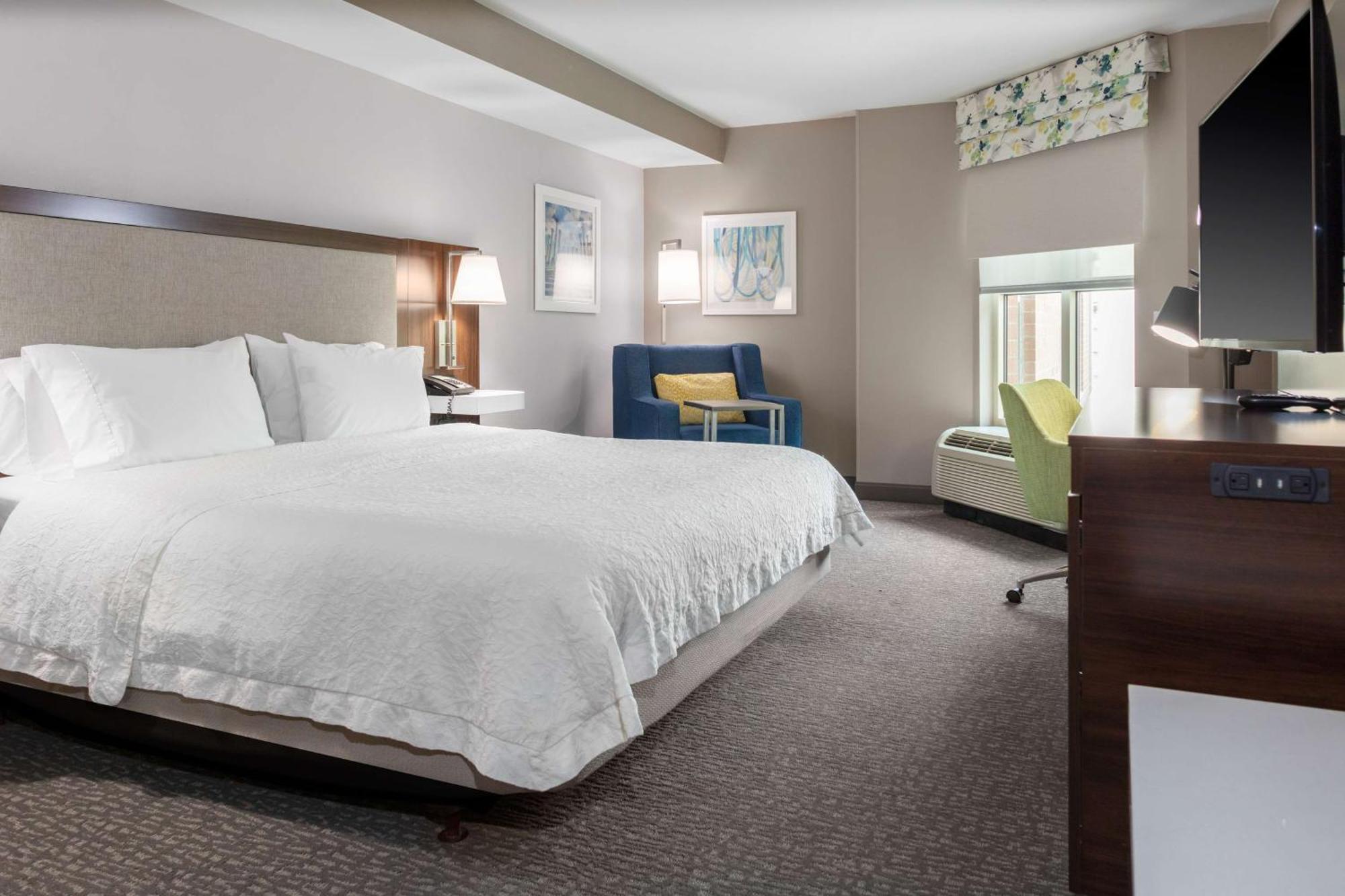 Hampton Inn & Suites Arlington Crystal City Dca Екстериор снимка